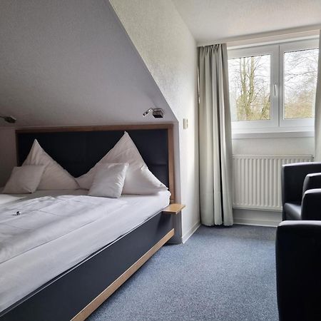 Hotel Dat Greune Eck Soltau Exteriör bild
